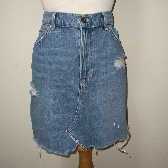 Free People we the free Distressed Medium Wash Denim Skirt size 30 - Picture 1 of 4